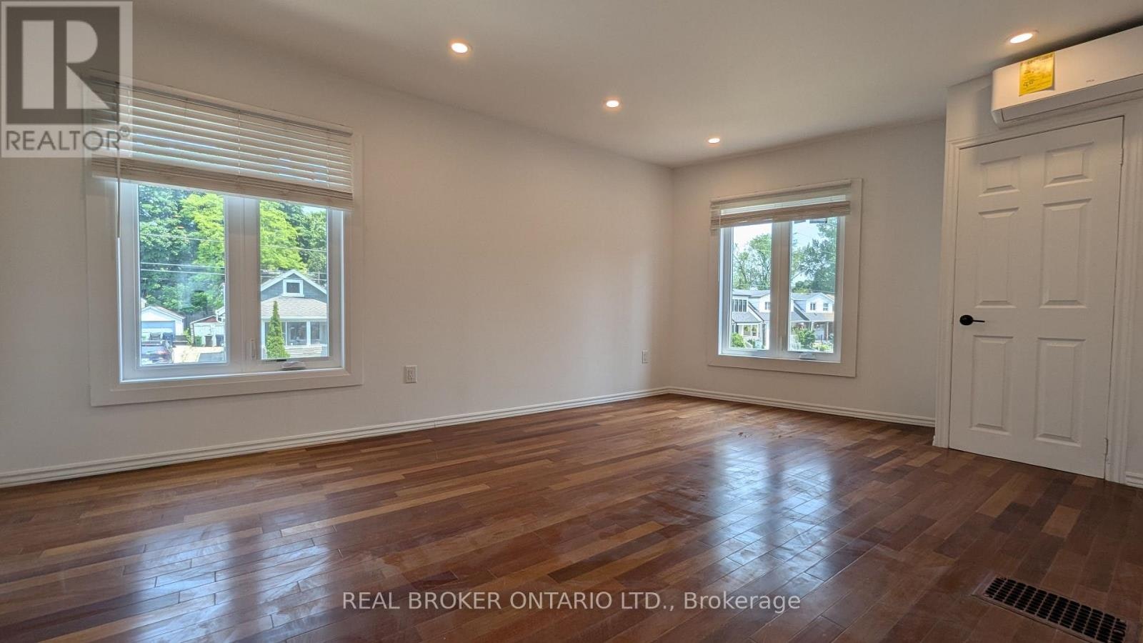 3-1150 Woodbine Avenue, Toronto, ON, M4C 4C9 - 5
