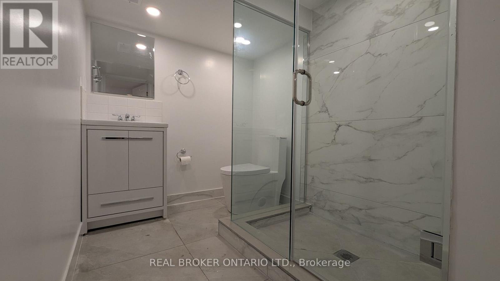 4-1150 Woodbine Avenue, Toronto, ON, M4C 4C9 - 9