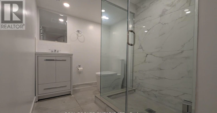 4-1150 Woodbine Avenue, Toronto, ON, M4C 4C9 - 9