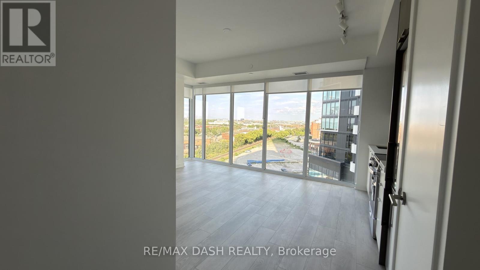 802-10 Flavelle Trail, Vaughan, ON, L4L 1V8 - 13
