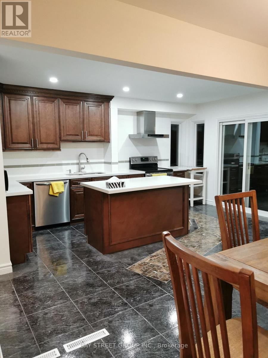 138 Rosedale Heights Drive, Vaughan, ON, L4J 4V9 - 4