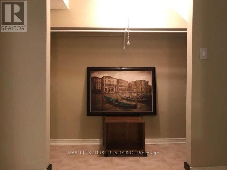 BASEMENT-702 Welcome Court, Mississauga, ON, L5B 3P8 - 3