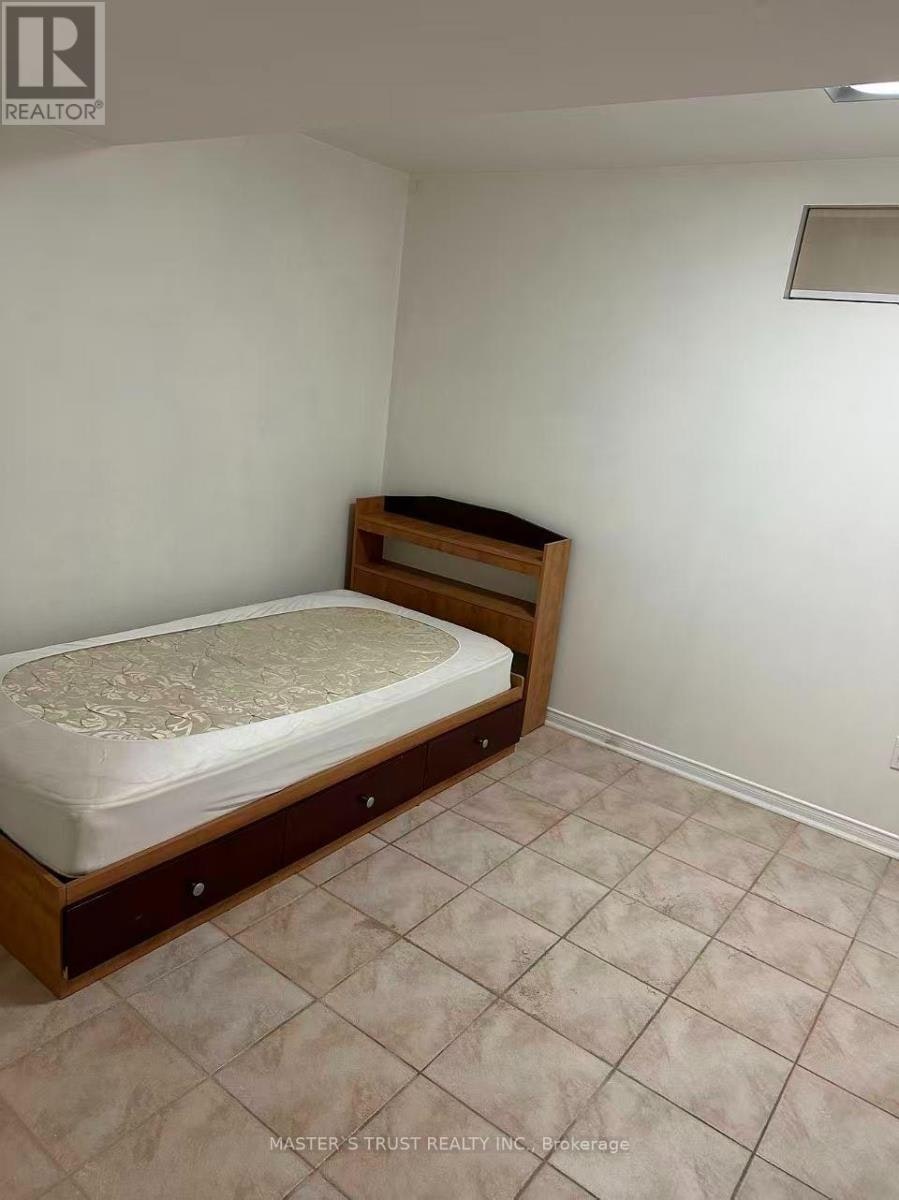 BASEMENT-702 Welcome Court, Mississauga, ON, L5B 3P8 - 11