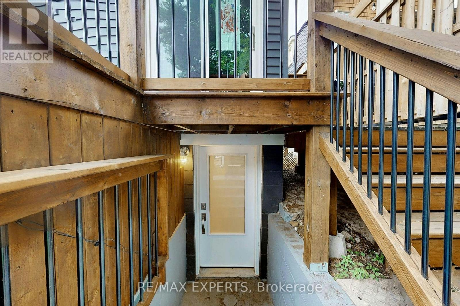 BSMT-39 Norval Street, Toronto, ON, M6N 3Z1 - 3