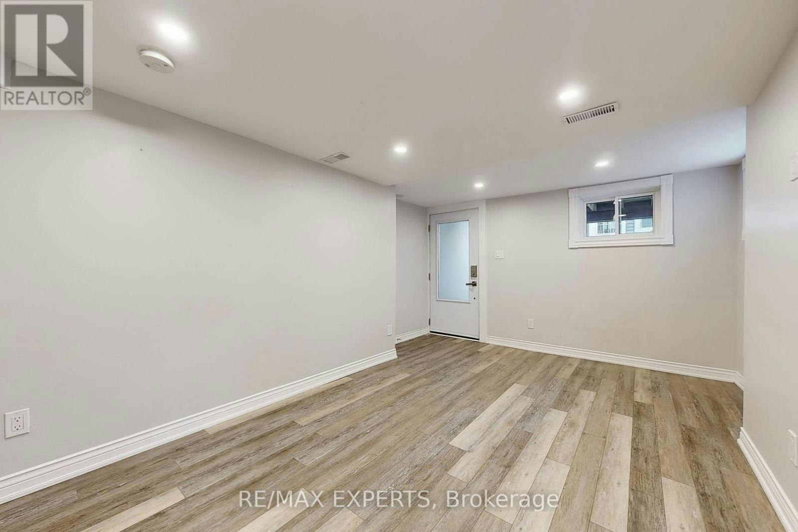 BSMT-39 Norval Street, Toronto, ON, M6N 3Z1 - 6