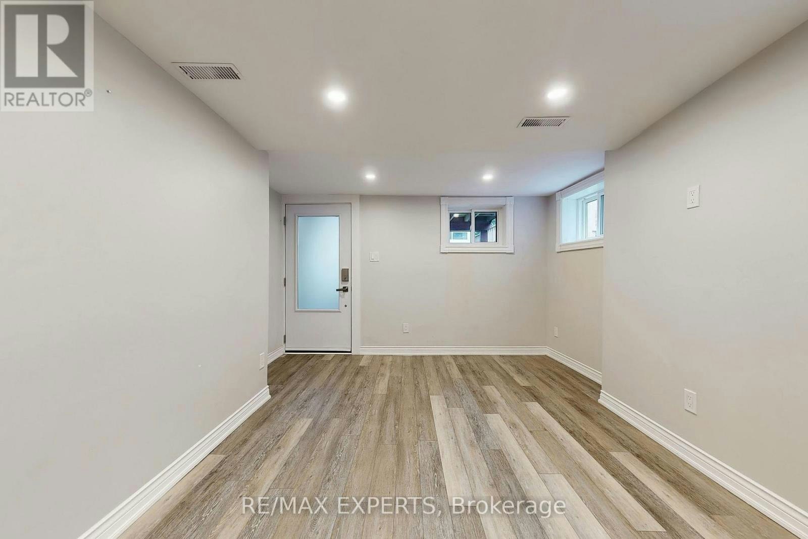 BSMT-39 Norval Street, Toronto, ON, M6N 3Z1 - 5