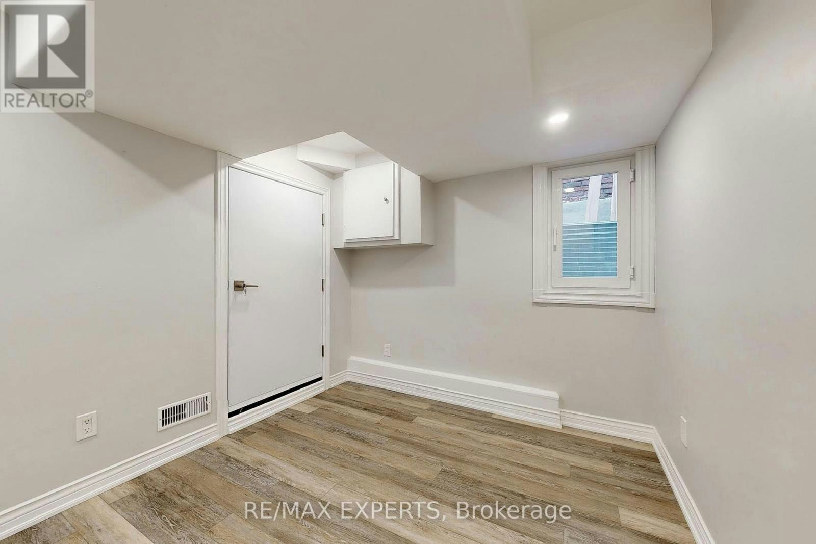 BSMT-39 Norval Street, Toronto, ON, M6N 3Z1 - 14