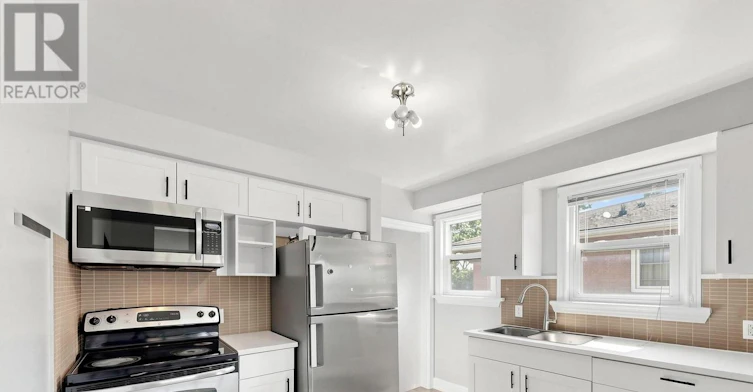 25 Kenwood Crescent, Hamilton, ON, L8T 1W3 - 8