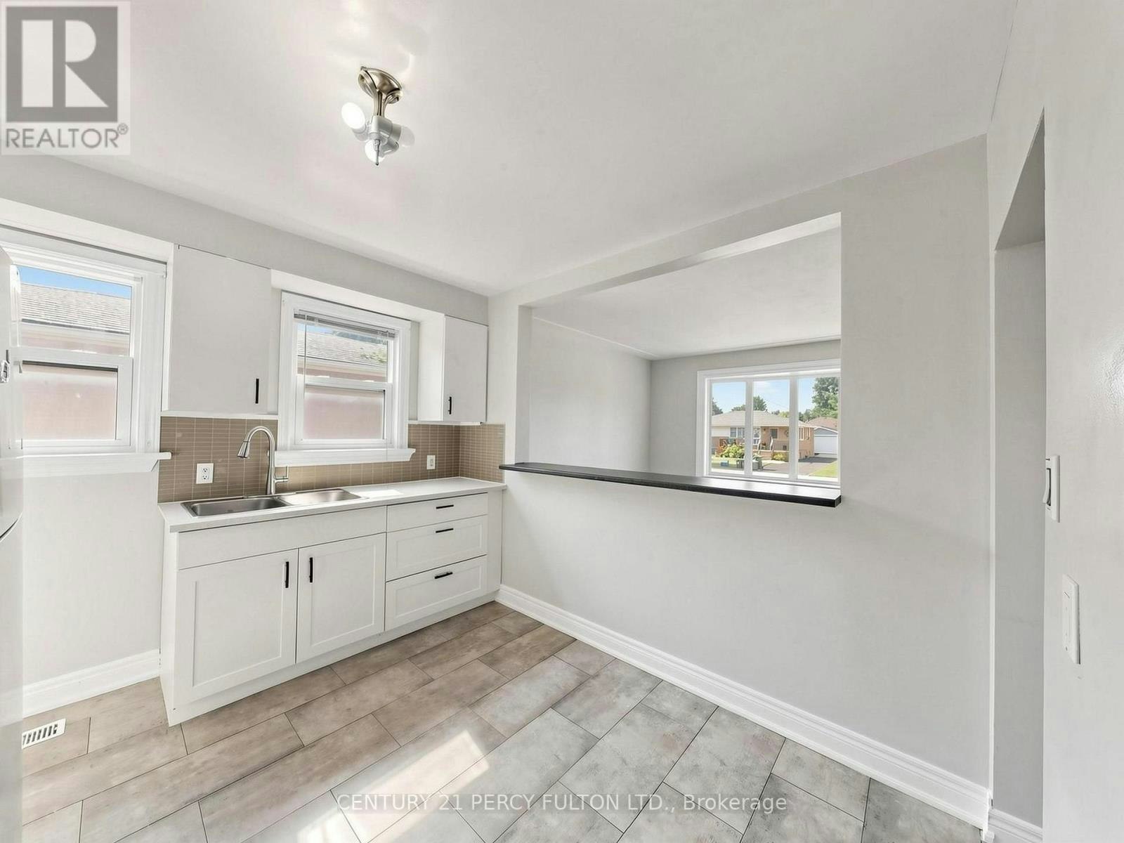 25 Kenwood Crescent, Hamilton, ON, L8T 1W3 - 10