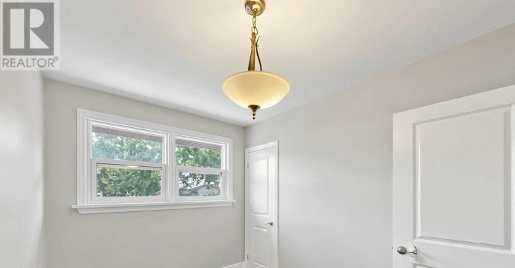 25 Kenwood Crescent, Hamilton, ON, L8T 1W3 - 23