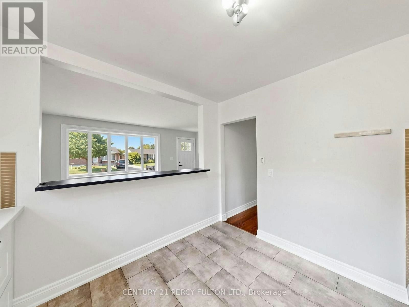 25 Kenwood Crescent, Hamilton, ON, L8T 1W3 - 12