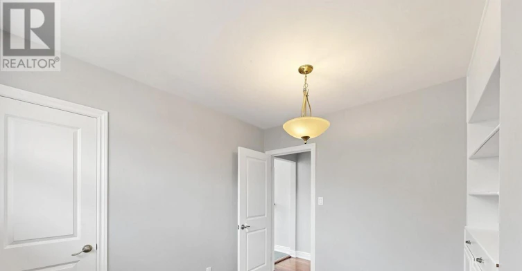 25 Kenwood Crescent, Hamilton, ON, L8T 1W3 - 24