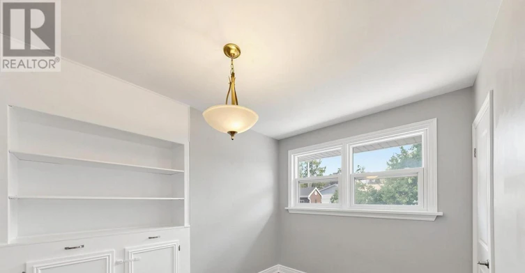 25 Kenwood Crescent, Hamilton, ON, L8T 1W3 - 21