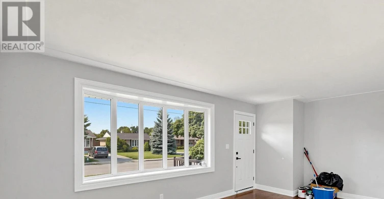 25 Kenwood Crescent, Hamilton, ON, L8T 1W3 - 6