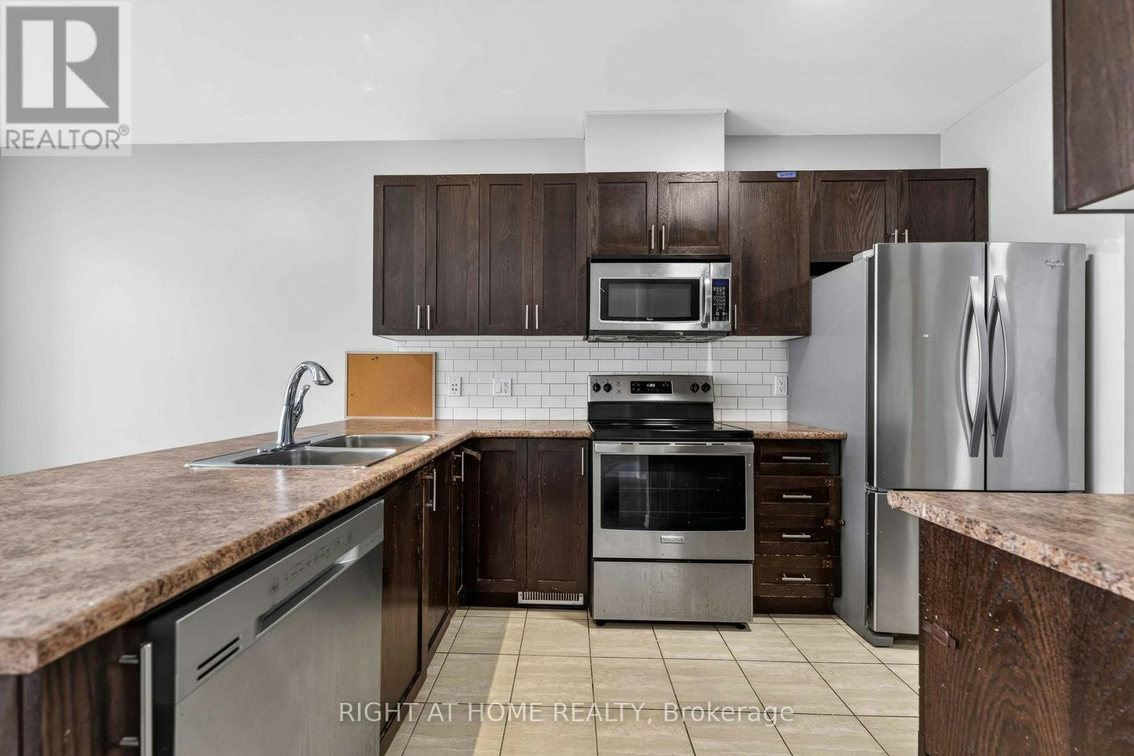 628 Moorpark Avenue, Ottawa, ON, K2M 0B6 - 27