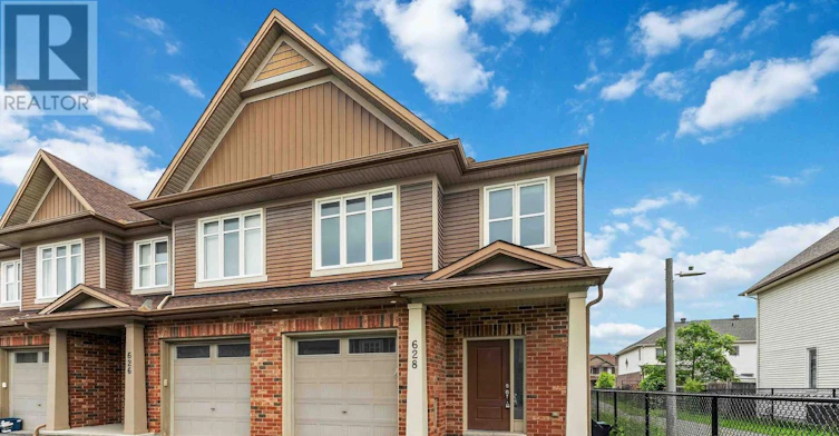 628 Moorpark Avenue, Ottawa, ON, K2M 0B6 - 2