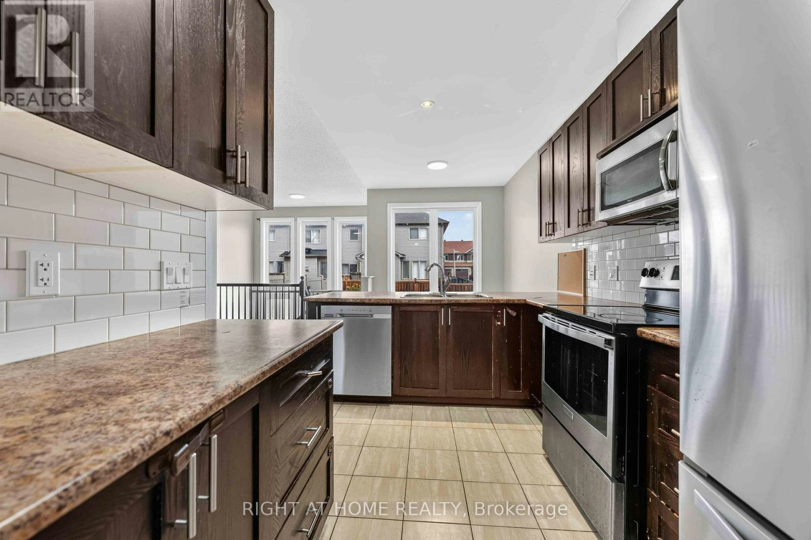 628 Moorpark Avenue, Ottawa, ON, K2M 0B6 - 26