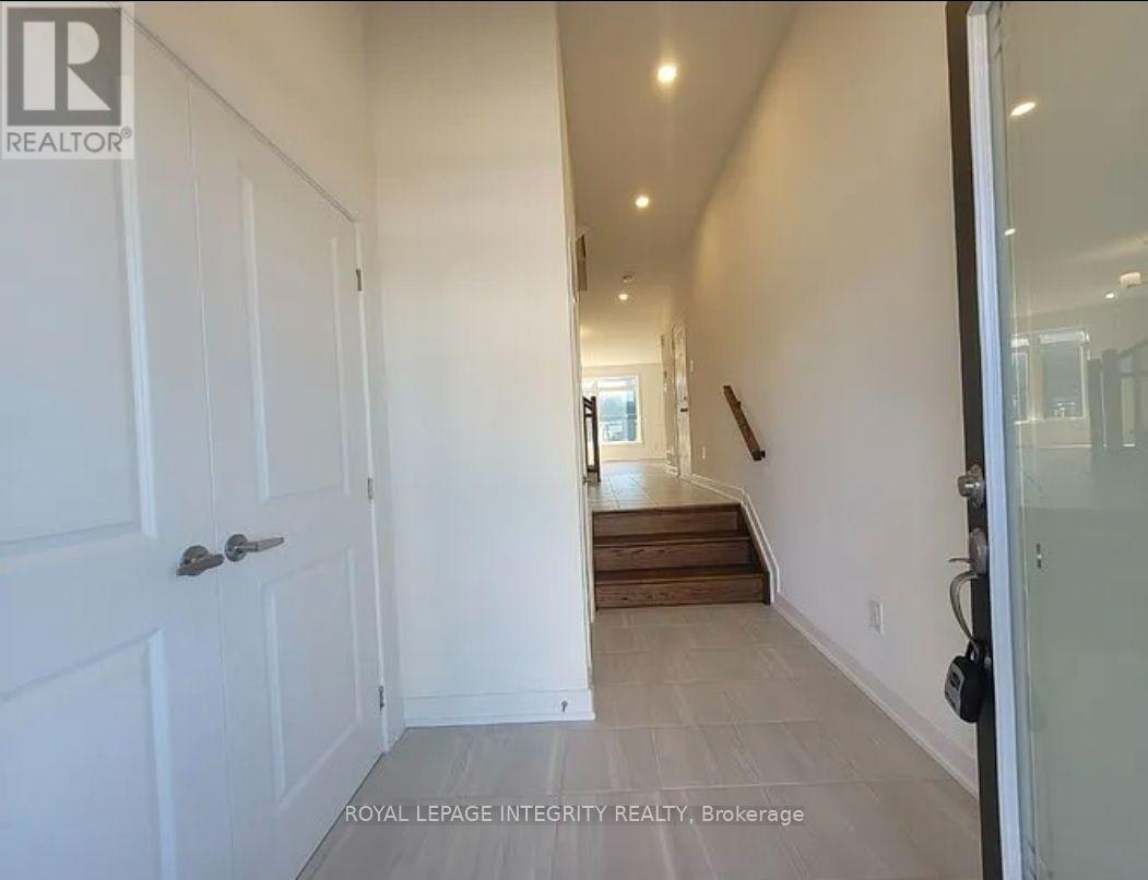 32 Overberg Way, Ottawa, ON, K2S 2S9 - 5