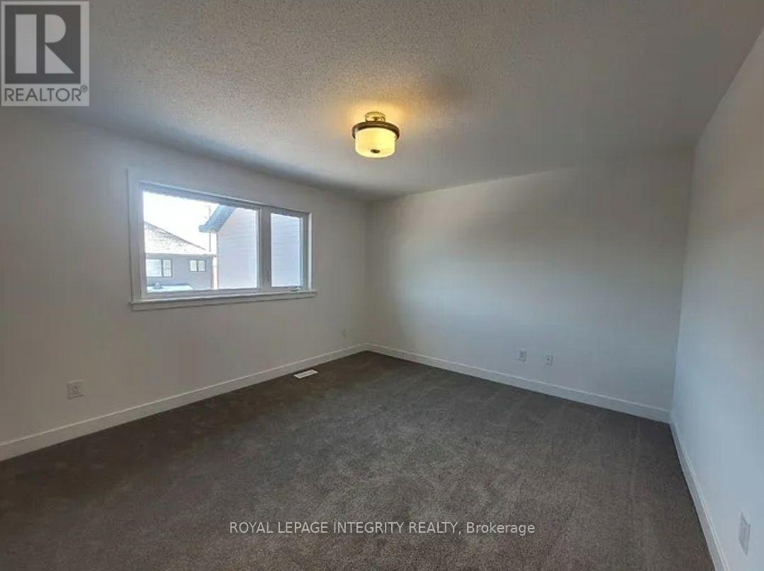 32 Overberg Way, Ottawa, ON, K2S 2S9 - 11