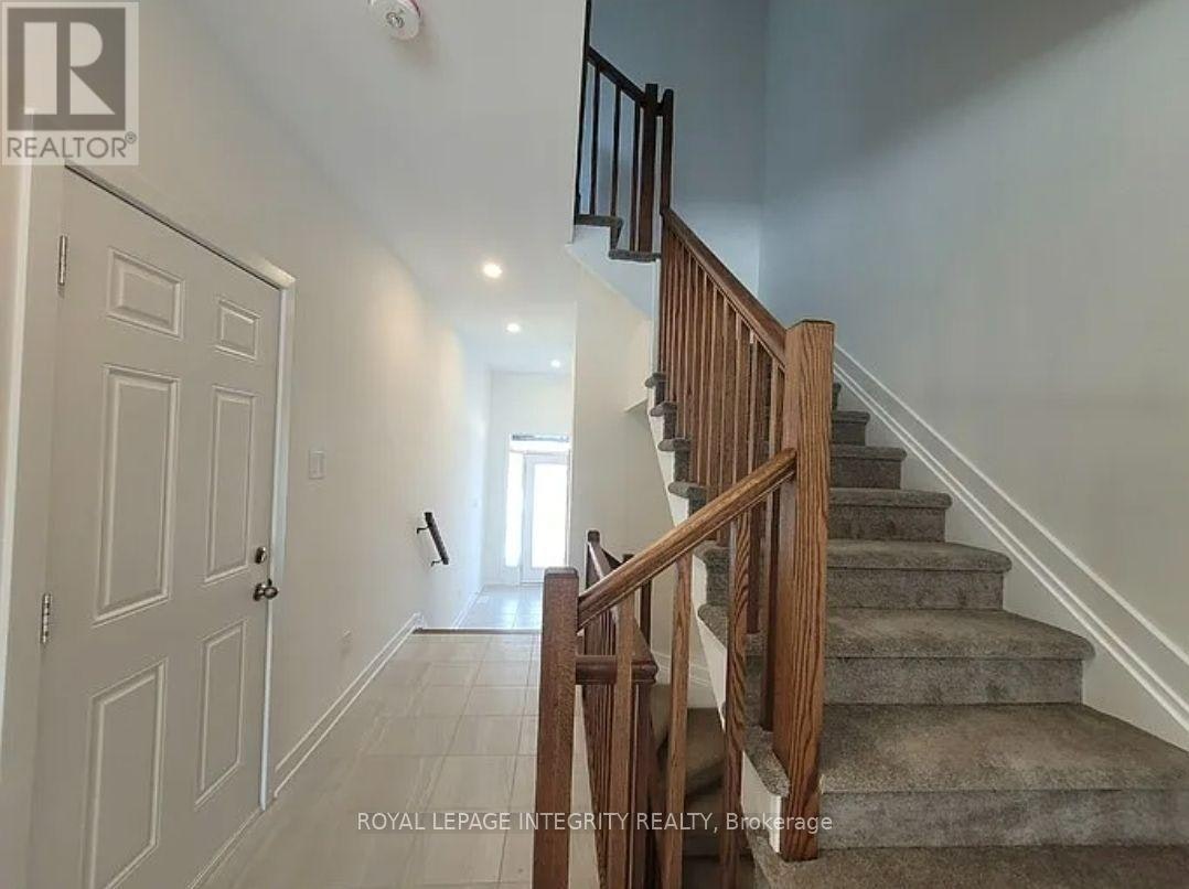 32 Overberg Way, Ottawa, ON, K2S 2S9 - 4