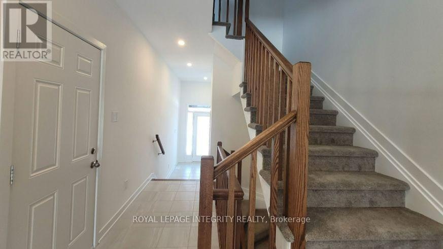 32 Overberg Way, Ottawa, ON, K2S 2S9 - 8