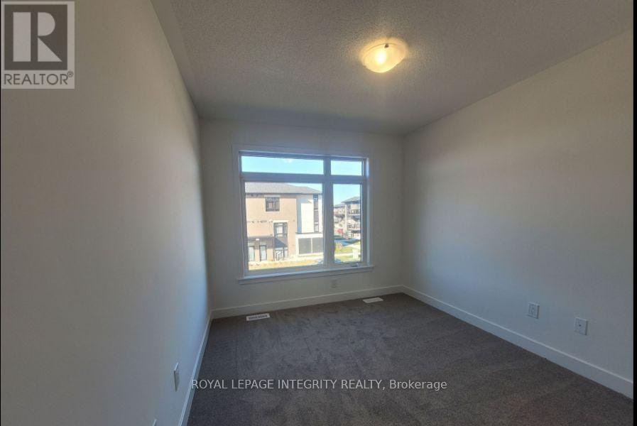 32 Overberg Way, Ottawa, ON, K2S 2S9 - 6