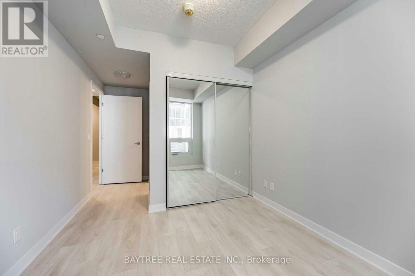 310-2221 Yonge Street, Toronto, ON, M4S 2B4 - 8