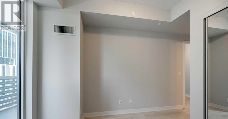 310-2221 Yonge Street, Toronto, ON, M4S 2B4 - 9