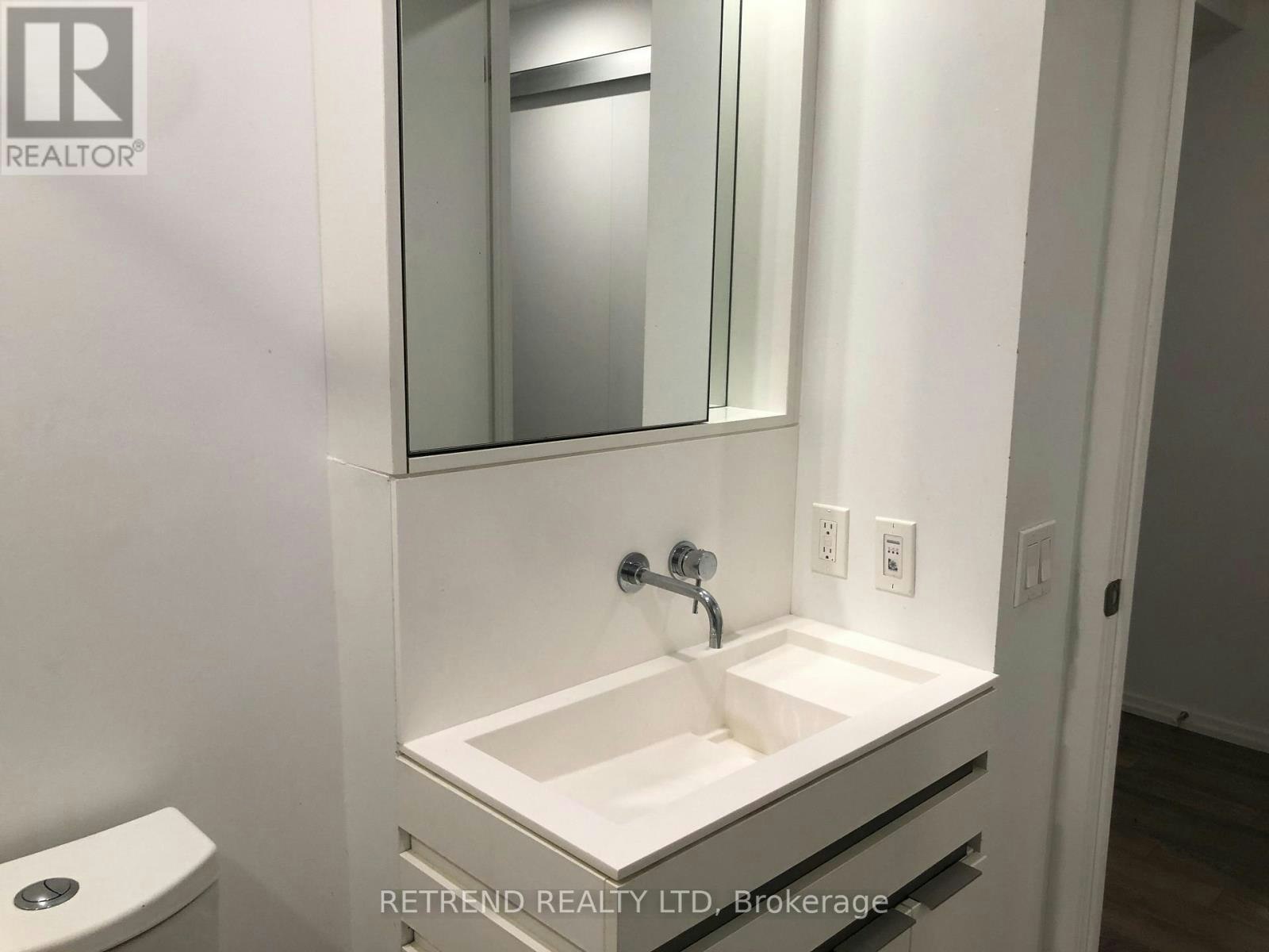 4704-197 Yonge Street, Toronto, ON, M5B 0C1 - 30