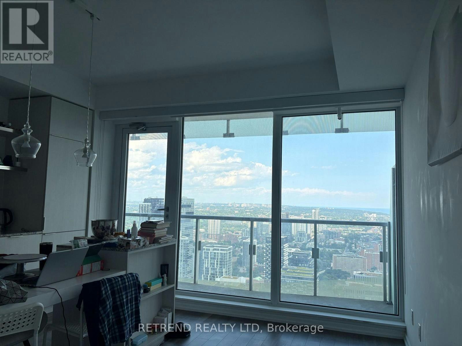 4704-197 Yonge Street, Toronto, ON, M5B 0C1 - 13