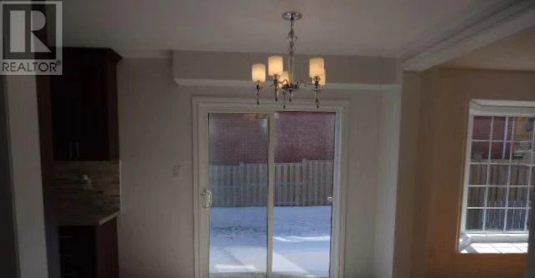 198 Dean Burton Lane, Newmarket, ON, L3X 3C4 - 12