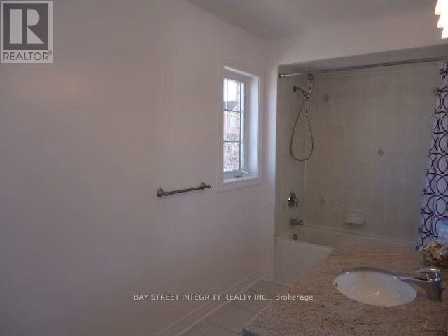 198 Dean Burton Lane, Newmarket, ON, L3X 3C4 - 5