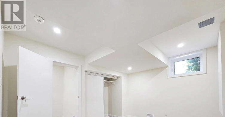 BSMT-6 Plantain Lane, Richmond Hill, ON, L4E 1B9 - 11
