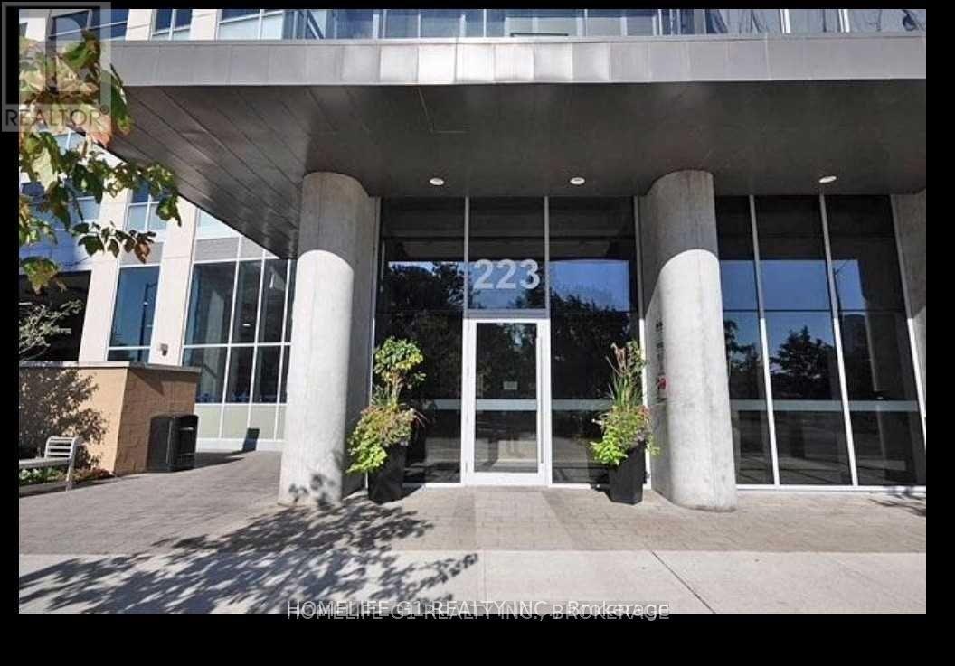 223 Webb Drive, Mississauga, ON, L5B 0E8