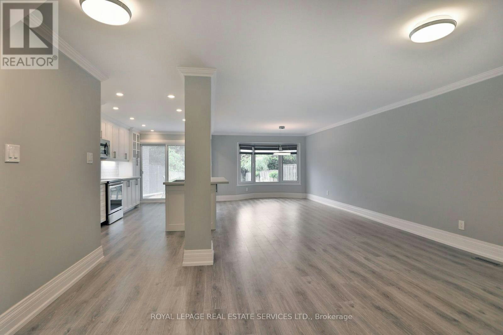 1021 Runnymead Crescent, Oakville, ON, L6M 1C5 - 6