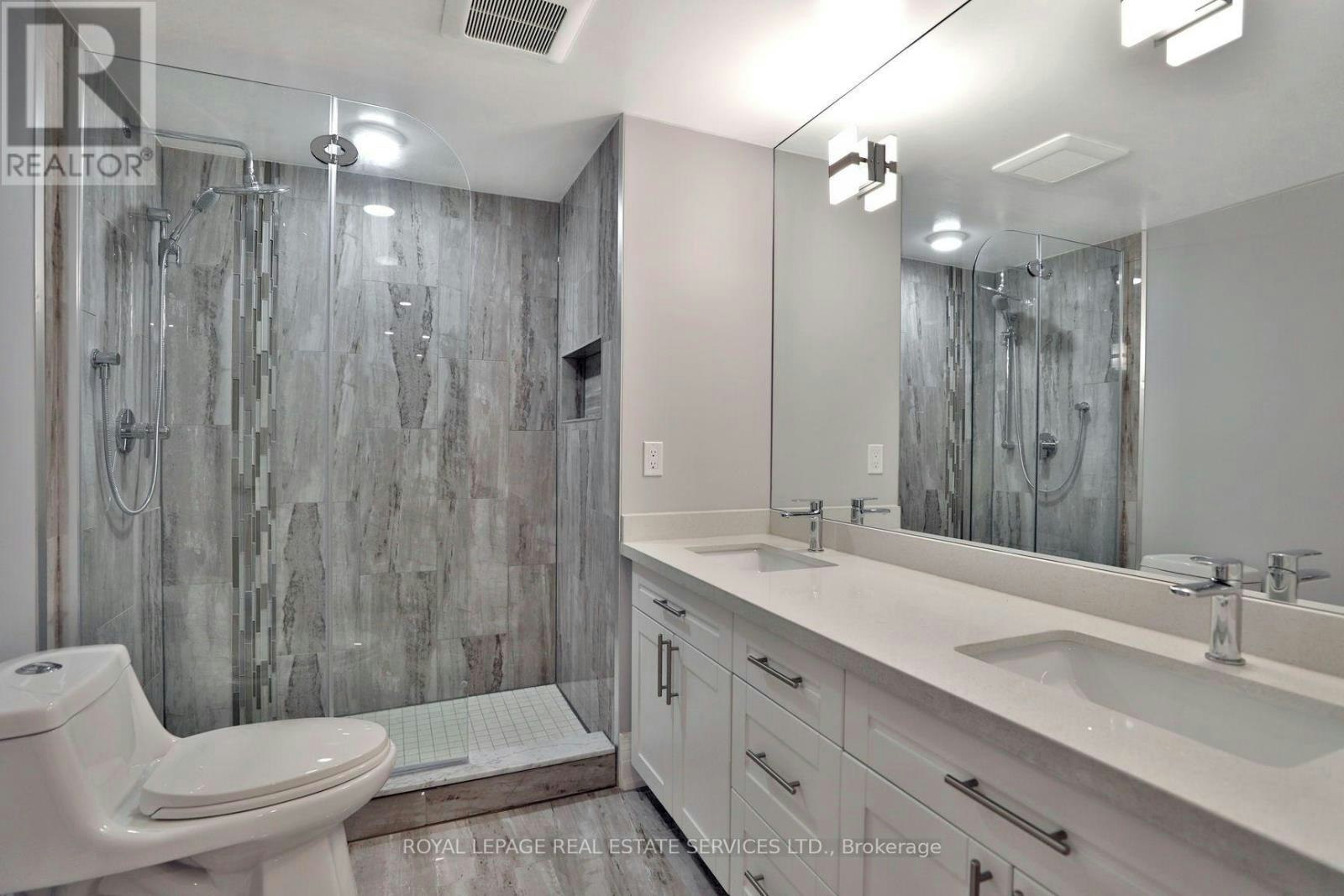 1021 Runnymead Crescent, Oakville, ON, L6M 1C5 - 17