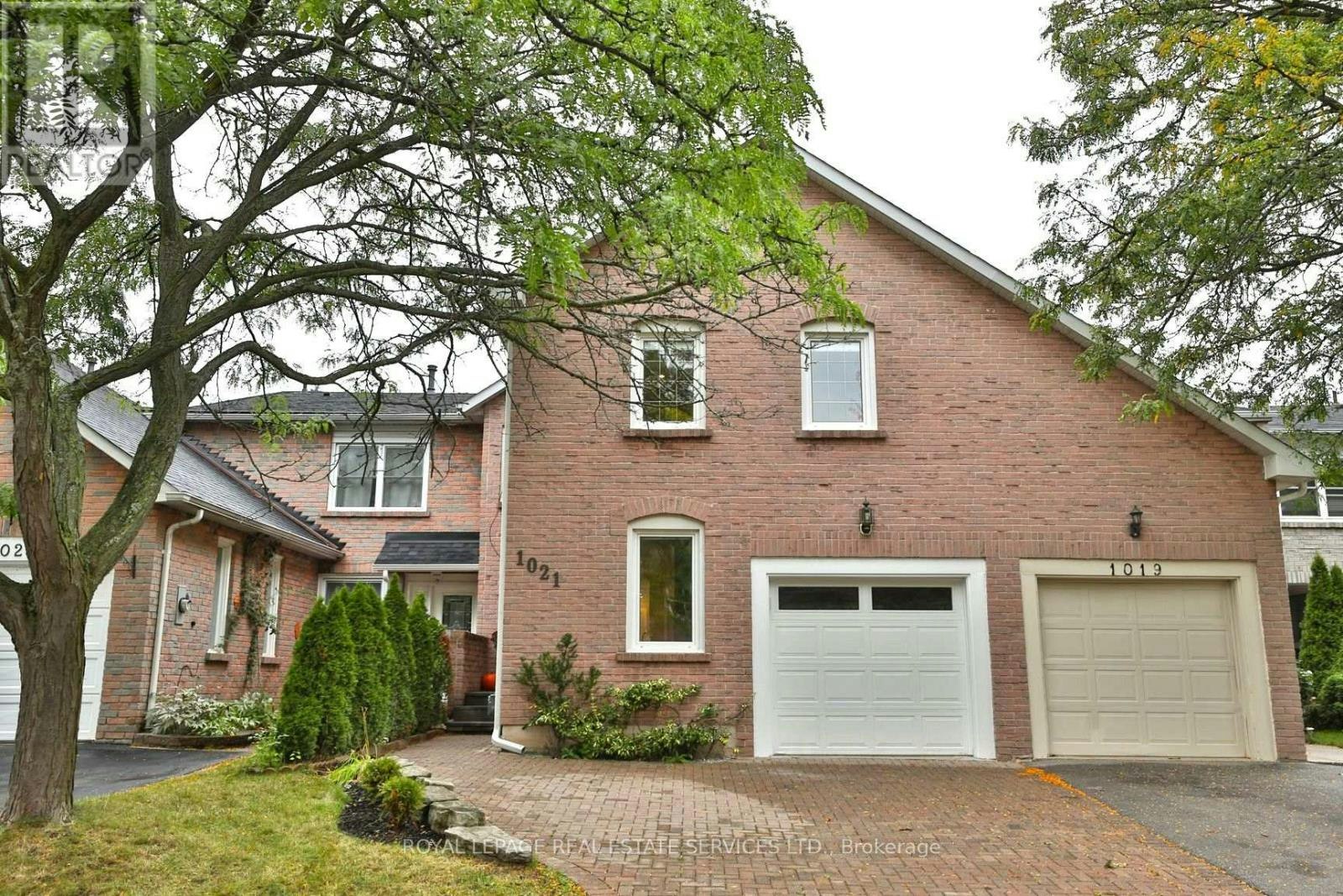 1021 Runnymead Crescent, Oakville, ON, L6M 1C5