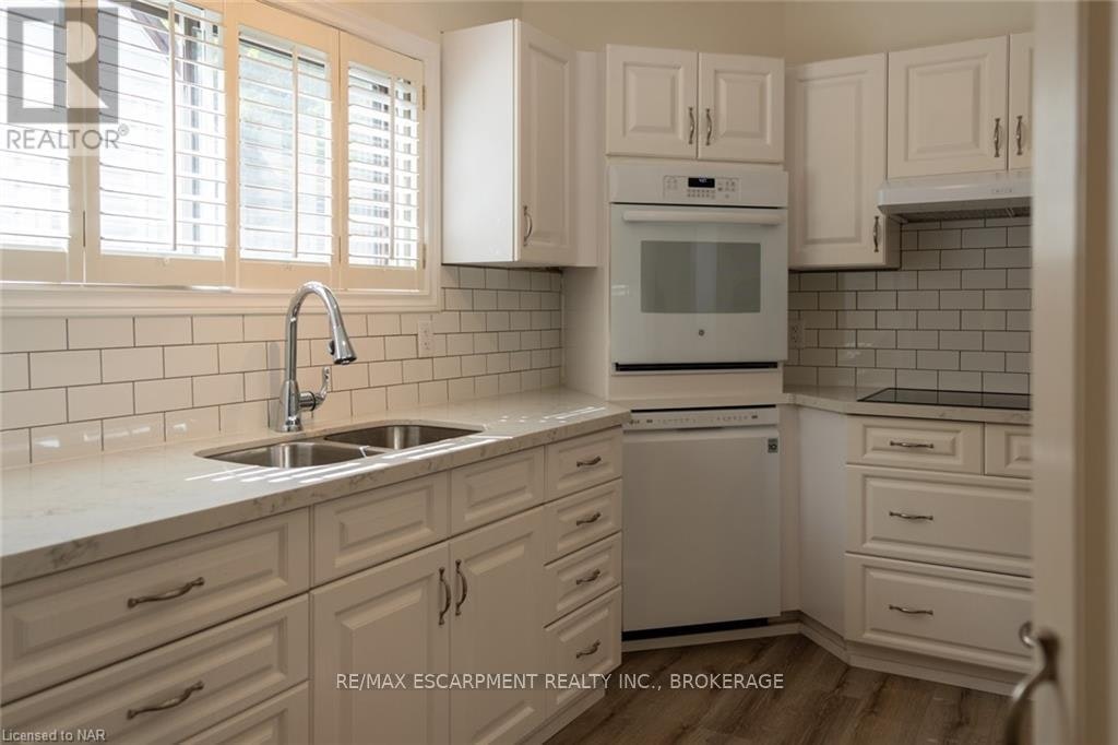UPPER-359 Queensdale Avenue E, Hamilton, ON, L9A 1L5 - 3