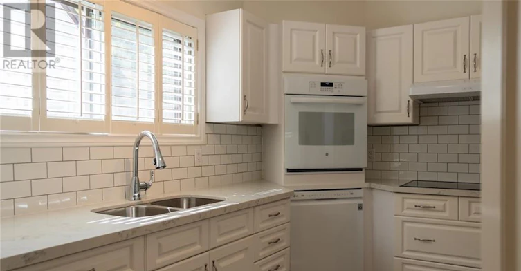 UPPER-359 Queensdale Avenue E, Hamilton, ON, L9A 1L5 - 3