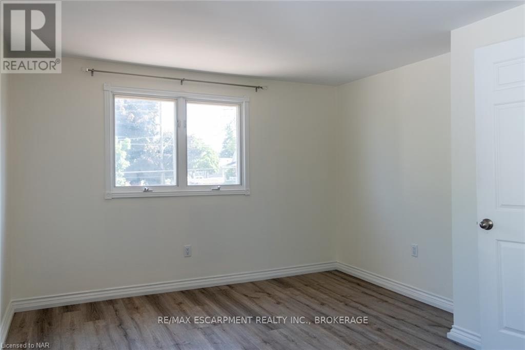 UPPER-359 Queensdale Avenue E, Hamilton, ON, L9A 1L5 - 11