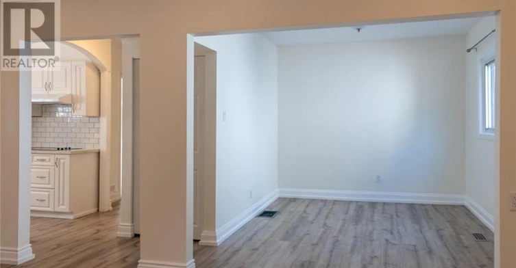 UPPER-359 Queensdale Avenue E, Hamilton, ON, L9A 1L5 - 8