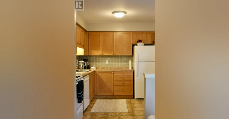 41-151 Clairfields Drive E, Guelph, ON, N1L 1P5 - 4