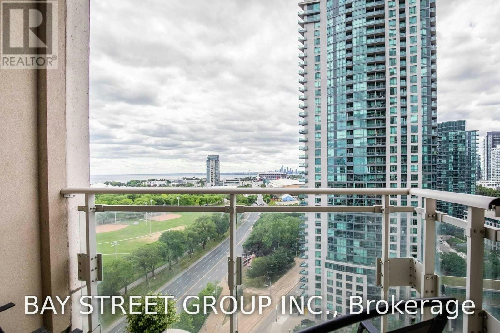 1801-628 Fleet Street, Toronto, ON, M5V 1A8 - 23