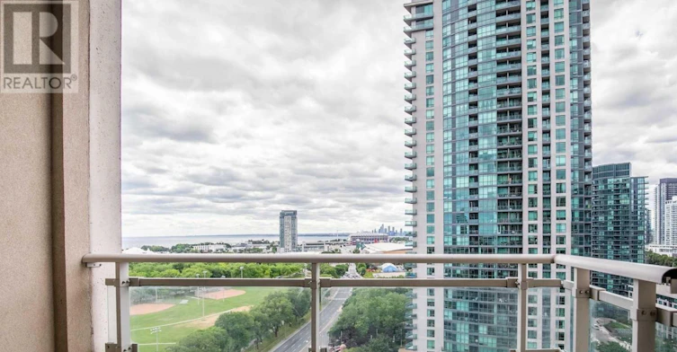 1801-628 Fleet Street, Toronto, ON, M5V 1A8 - 23