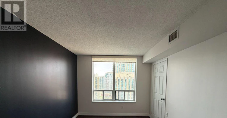 2211-35 Finch Avenue E, Toronto, ON, M2N 6Z8 - 2