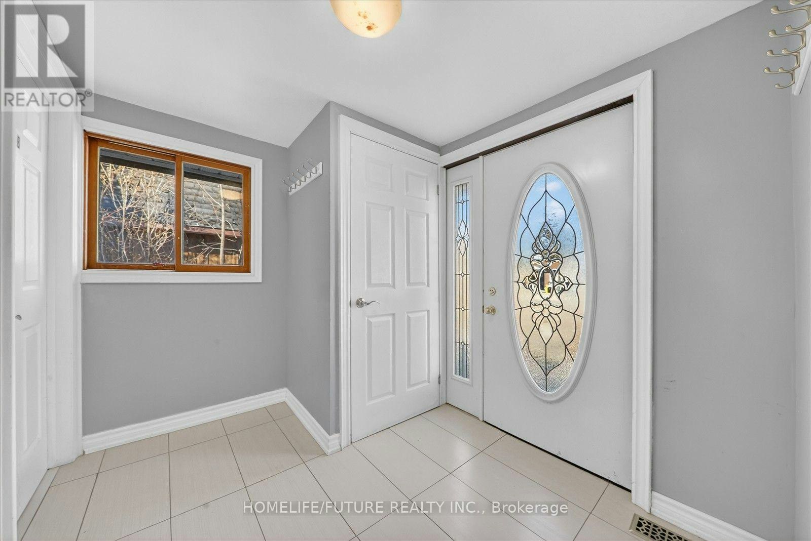 1200 Mosley Street, Wasaga Beach, ON, L9Z 2E7 - 8