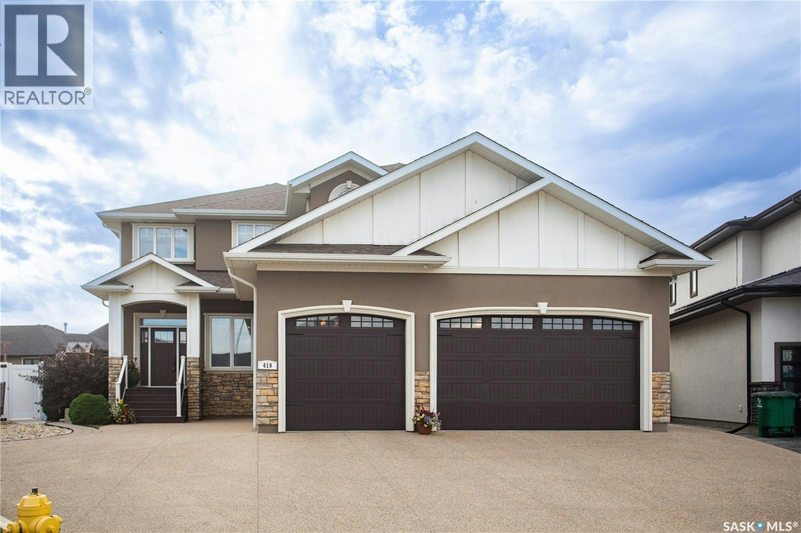 419 Salloum Bay, Saskatoon, SK, S7W 0N1