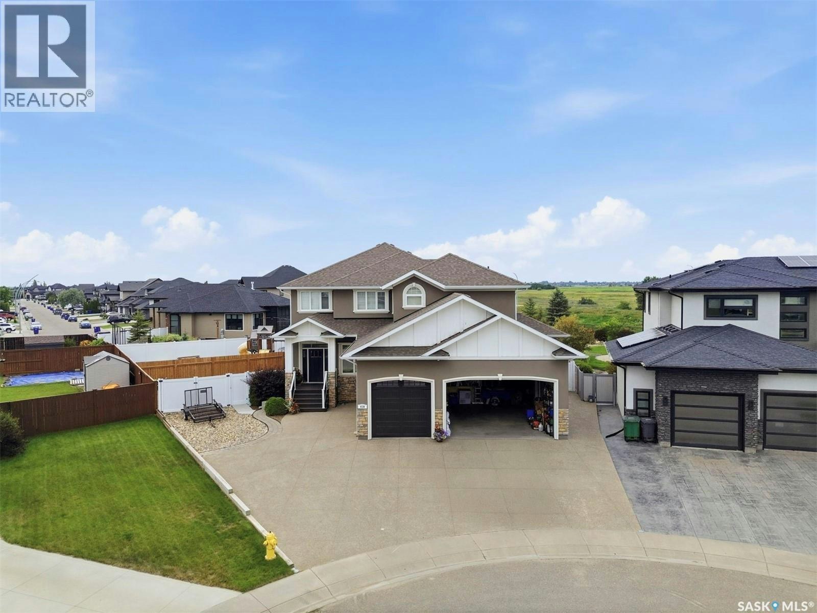 419 Salloum Bay, Saskatoon, SK, S7W 0N1