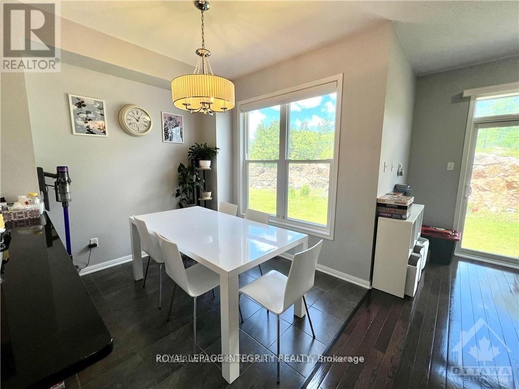 140 Battersea Crescent, Ottawa, ON, K2T 0C5 - 7