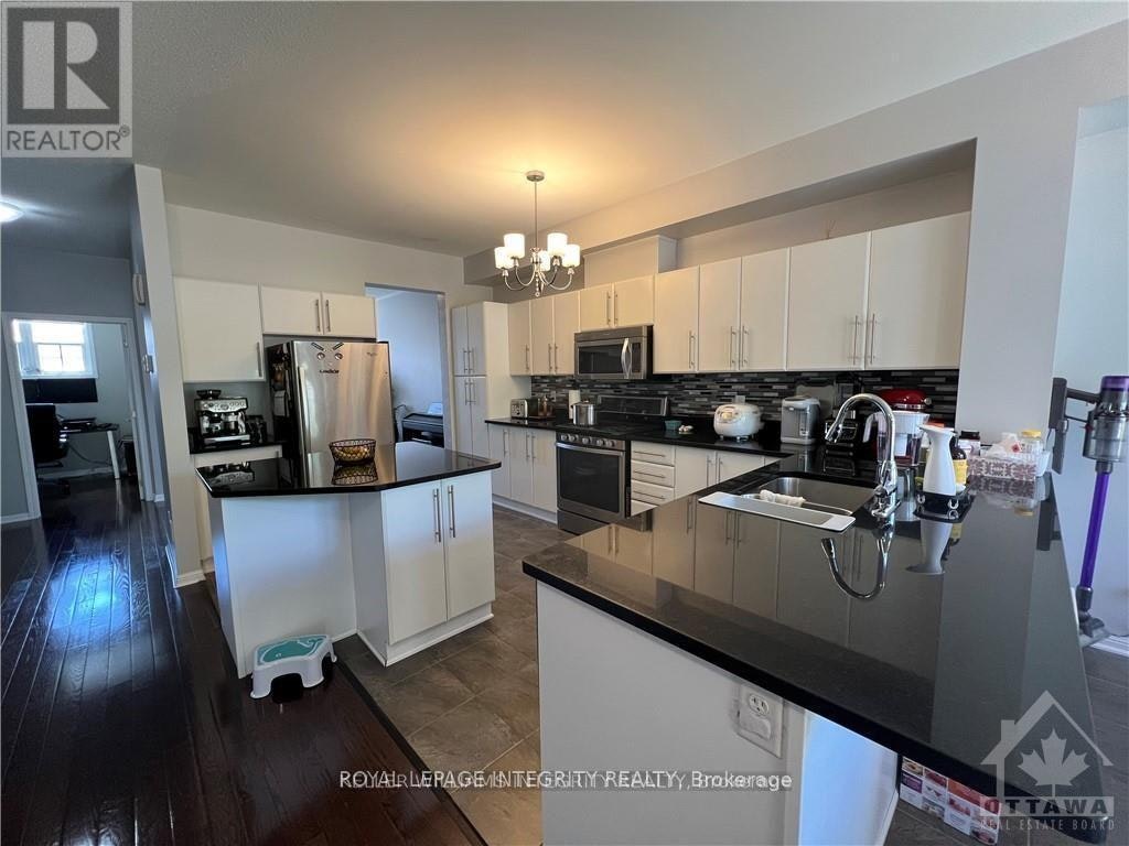 140 Battersea Crescent, Ottawa, ON, K2T 0C5 - 4